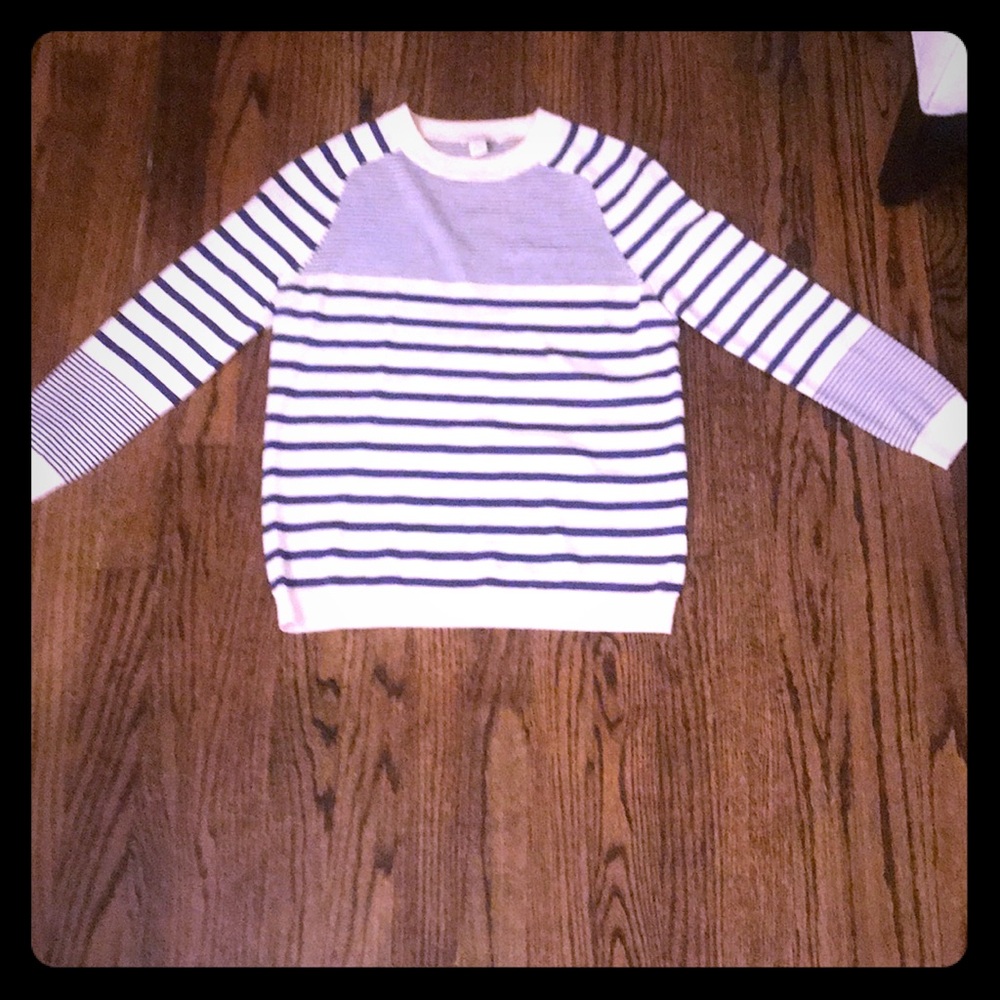 Long sleeve shirts